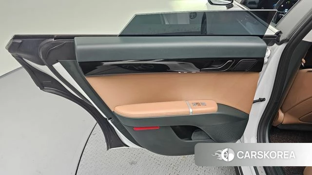 Hyundai Grandeur (GN7) id 4499859 из Кореи 17