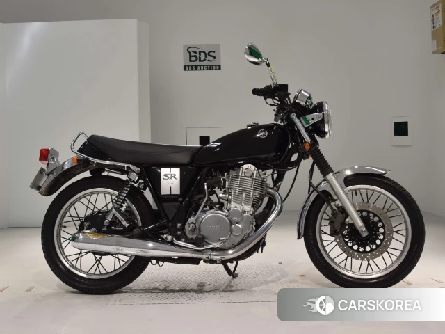 Проданный Yamaha SR400 2020 из Японии