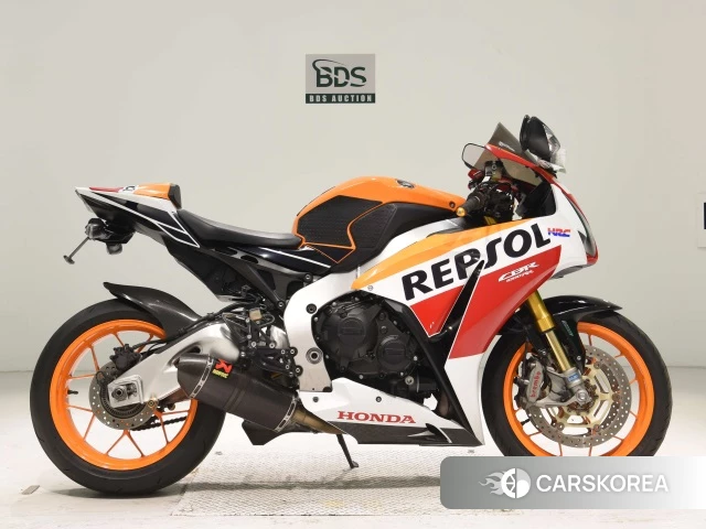 Проданный Honda CBR1000RR 2018 из Японии