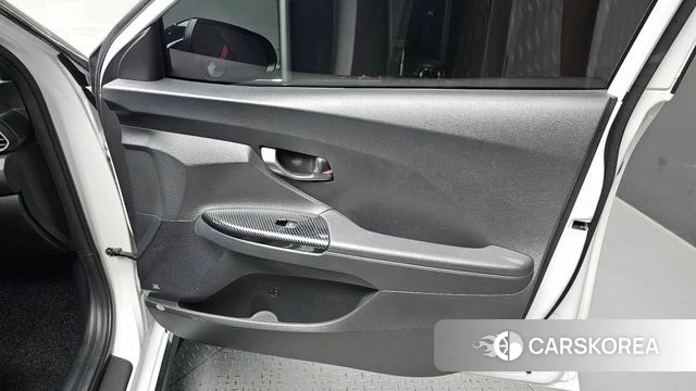 Hyundai Veloster (JS) id 4447737 из Кореи 17