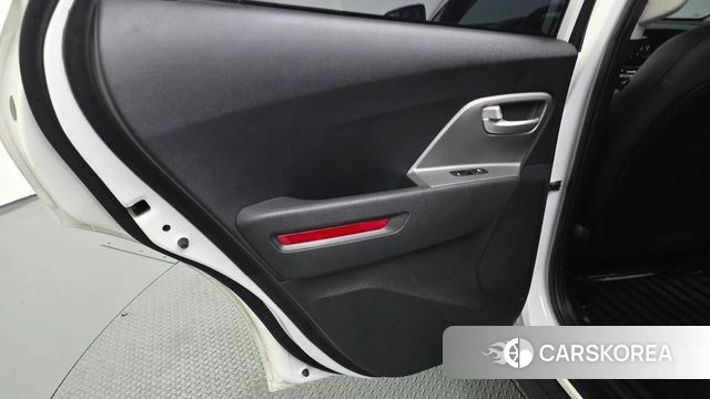 Kia Niro Plus id 4444032 из Кореи 17