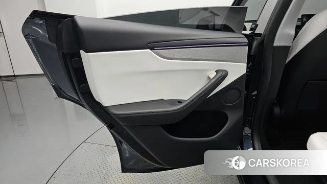 Tesla Model Y id 4757044 из Кореи 17