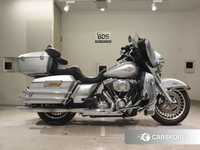 Проданный Harley-Davidson Electra Glide FLHTC1580 2011 из Японии