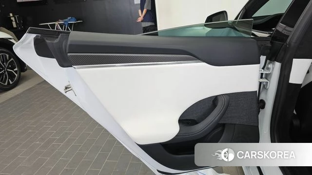 Tesla Model S id 4500062 из Кореи 17