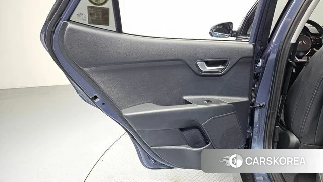 Kia Stonic id 4662451 из Кореи 17