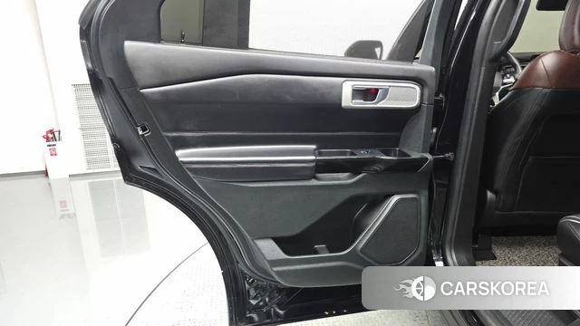 Ford Explorer 6th Generation id 4740880 из Кореи 17