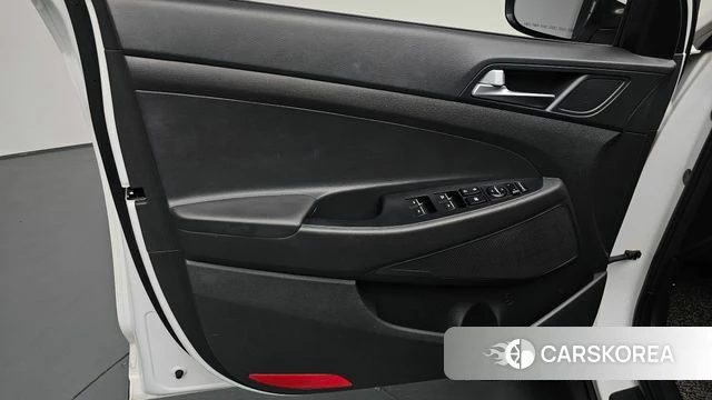 Hyundai All New Tucson id 4918367 из Кореи 17