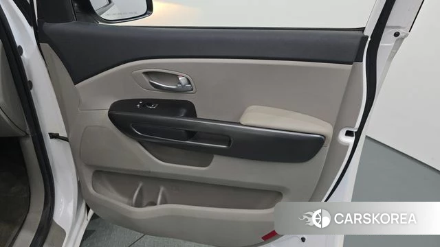 Kia The New Carnival id 4502075 из Кореи 17