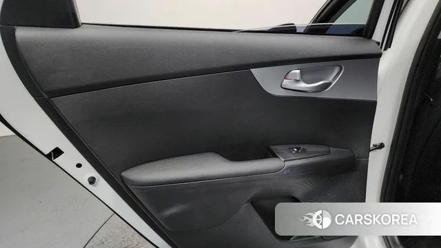 Kia The New K3 2nd generation id 4608375 из Кореи 17