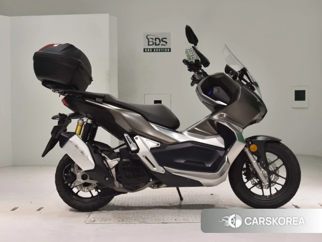 Проданный Honda ADV150 2019 из Японии, фото 2