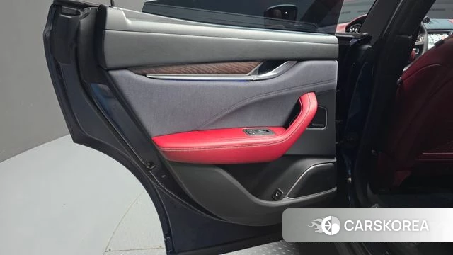 Maserati Levante id 4490053 из Кореи 17
