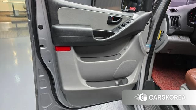 Hyundai The New Grand Starex id 4895375 из Кореи 17