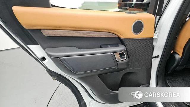 Land Rover Discovery 5 id 4188330 из Кореи 17