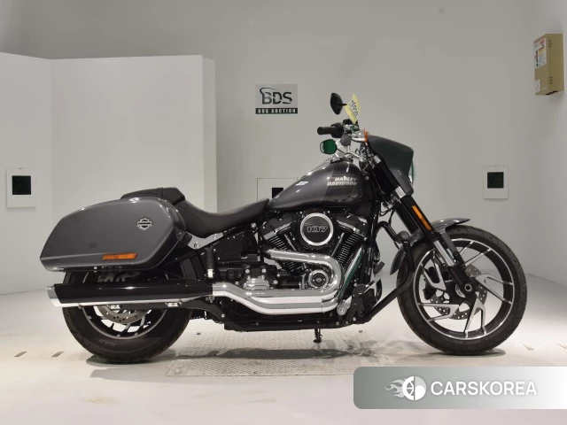 Проданный Harley-Davidson Softail Sport Glide FLSB1750 2022 из Японии, фото 2
