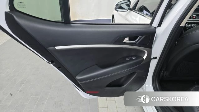 Genesis The New G70 id 4872670 из Кореи 17