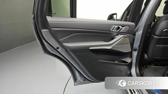 BMW X7 (G07) id 4528720 из Кореи 17