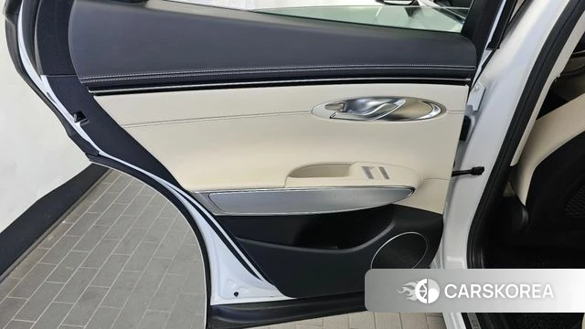 Genesis GV70 id 4881332 из Кореи 17