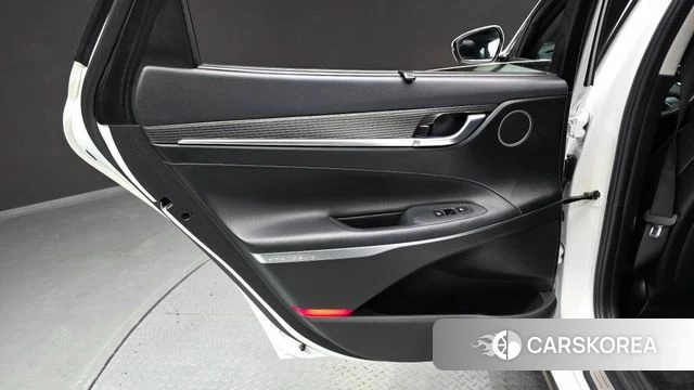 Hyundai Grandeur IG id 4357029 из Кореи 17