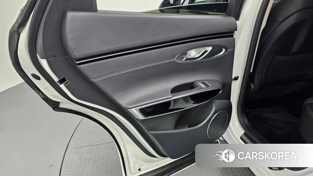 Genesis GV70 id 4185880 из Кореи 17