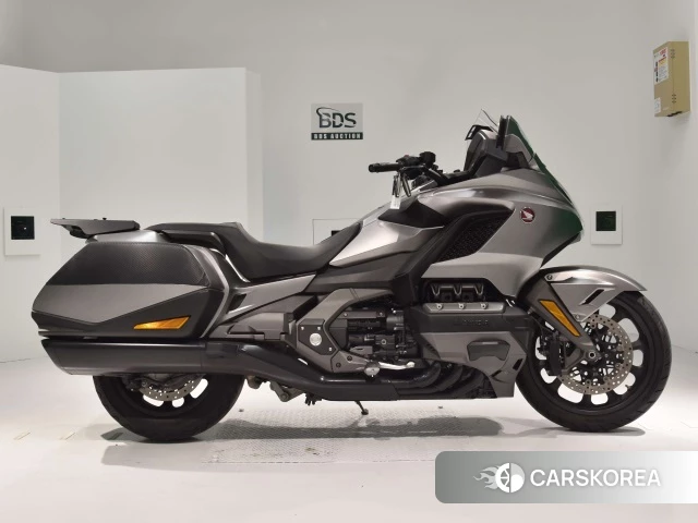 Проданный Honda GL1800 2018 из Японии