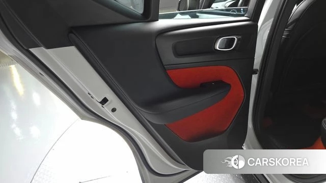 Volvo XC40 id 4626062 из Кореи 17