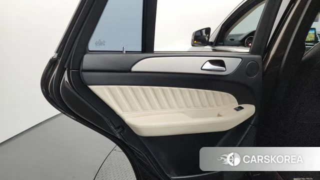 Mercedes-Benz GLE - Class W166 id 4318282 из Кореи 17