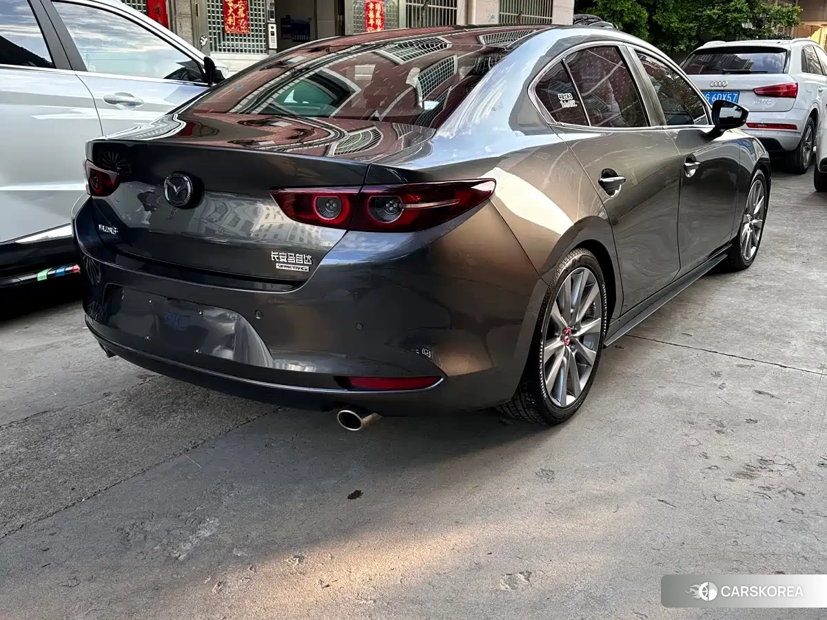 Mazda 3 id 4680627 из Китая 17