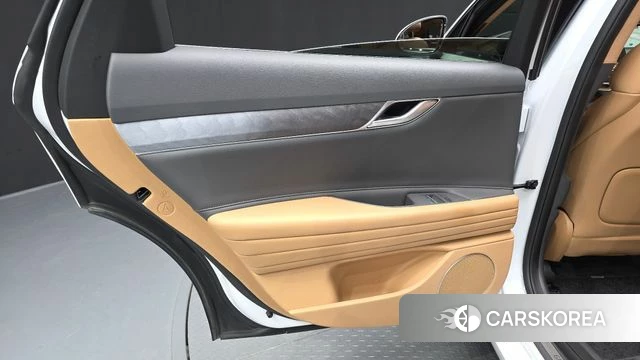 Genesis G80 (RG3) id 4243790 из Кореи 17