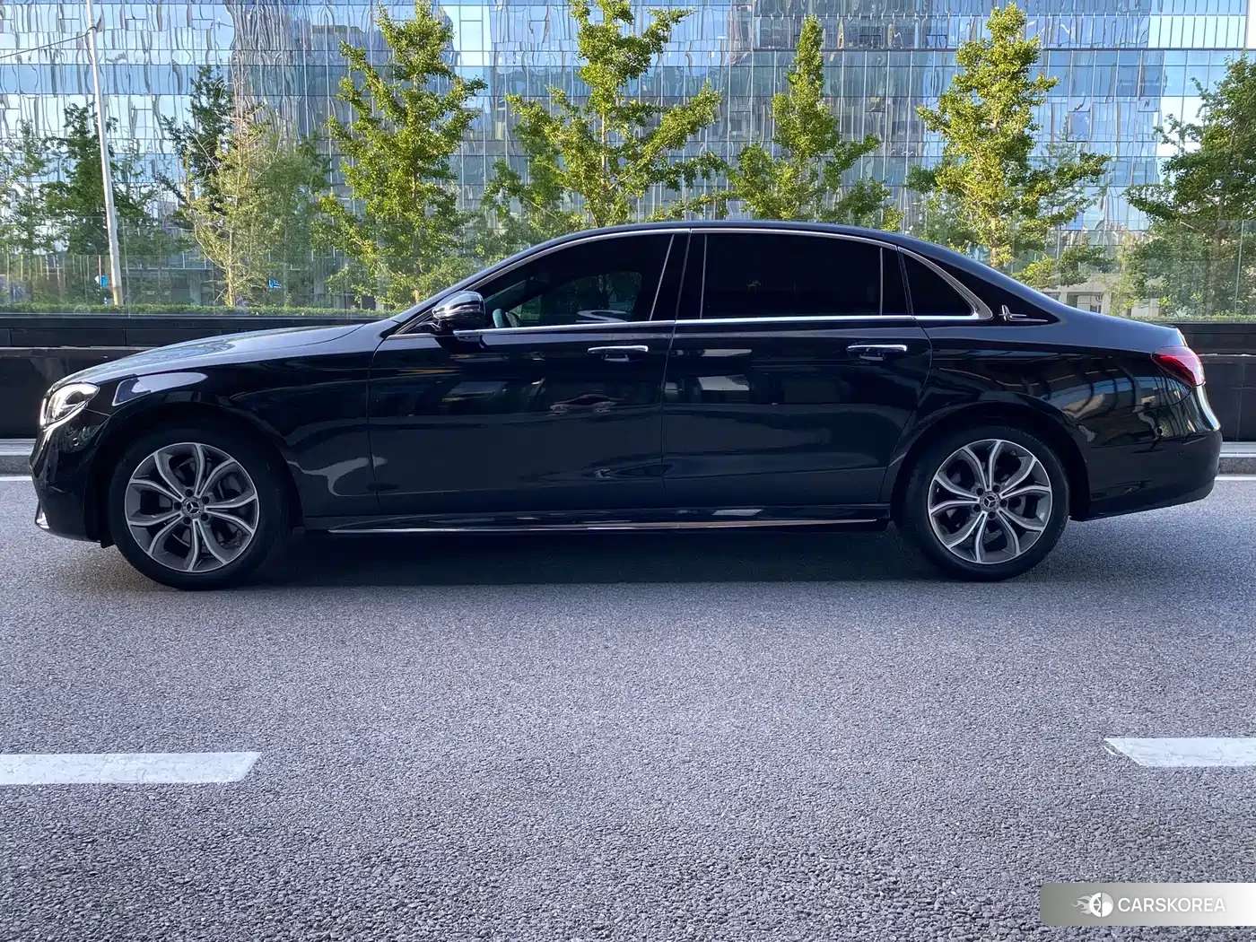 Mercedes-Benz E-Class id 4589254 из Китая 17