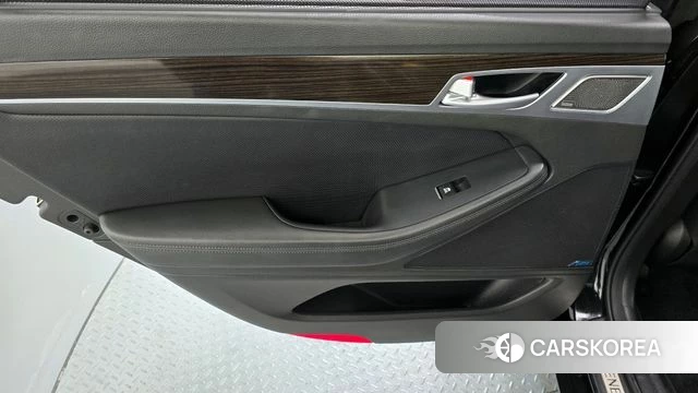 Genesis G80 id 4378175 из Кореи 17