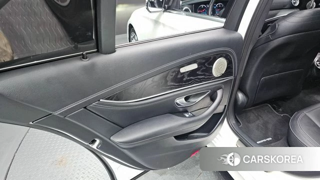 Mercedes-Benz E-Class W213 id 4651277 из Кореи 17