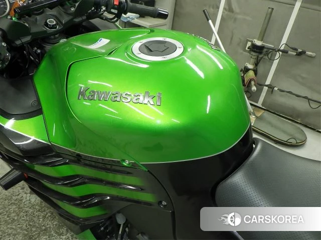 Проданный Kawasaki ZX-14R NINJA ABS id 4255673 из Японии, фото 17