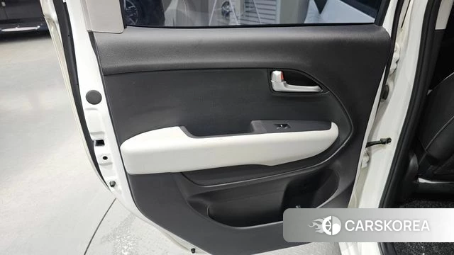 Kia The New Kia Ray id 4618337 из Кореи 17