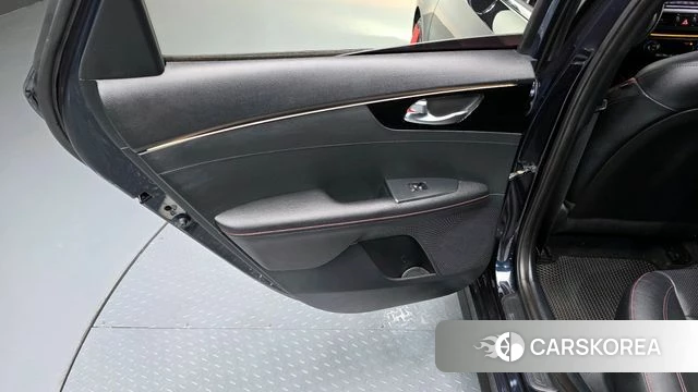 Kia Come New K3 id 4203593 из Кореи 17