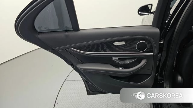 Mercedes-Benz E-Class W213 id 4423451 из Кореи 17
