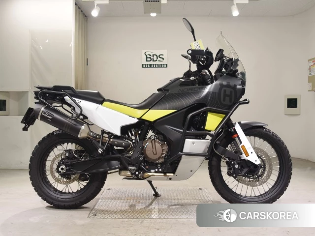 Проданный Husqvarna NORDEN 901 2022 из Японии