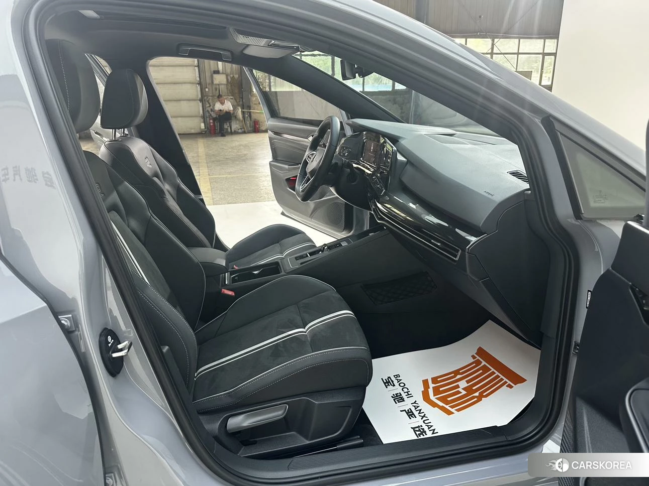 Volkswagen Golf id 4512673 из Китая 17