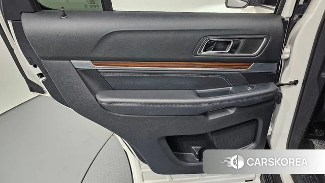 Ford Explorer id 4203611 из Кореи 17