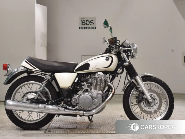 Проданный Yamaha SR 400 2012 из Японии