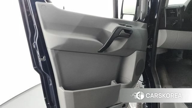Mercedes-Benz Sprinter id 4580392 из Кореи 17