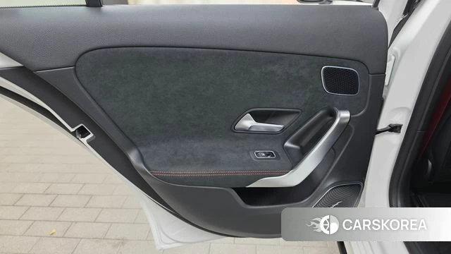 Mercedes-Benz A-Class W177 id 4571103 из Кореи 17