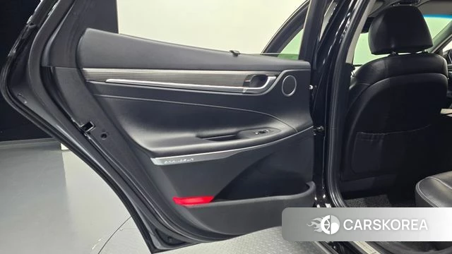 Hyundai Grandeur IG id 4850142 из Кореи 17
