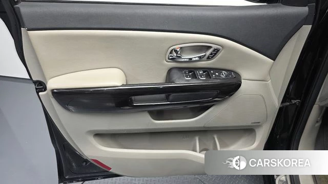 Kia The New Carnival id 4776004 из Кореи 17