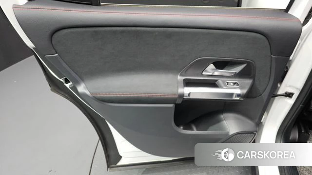 Mercedes-Benz GLB-Class X247 id 4282221 из Кореи 17