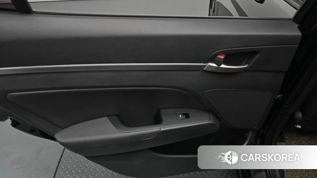 Hyundai The New Avante AD id 4459346 из Кореи 17