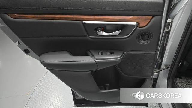 Honda CR-V 5th generation id 4433453 из Кореи 17