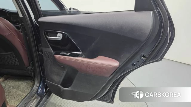 Kia The New Niro id 4713059 из Кореи 17