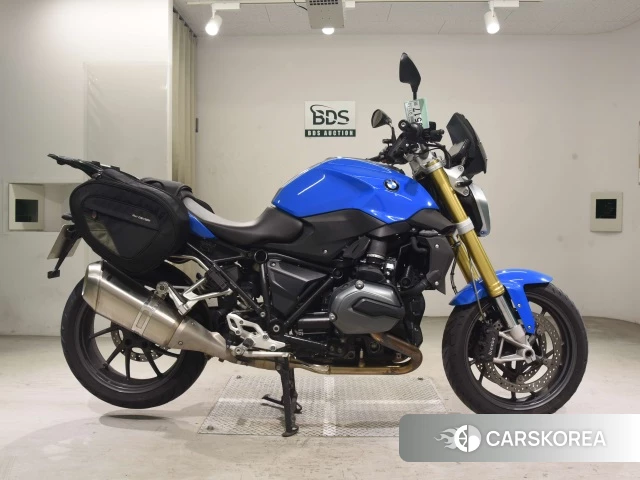 Проданный BMW R1200R 2015 из Японии