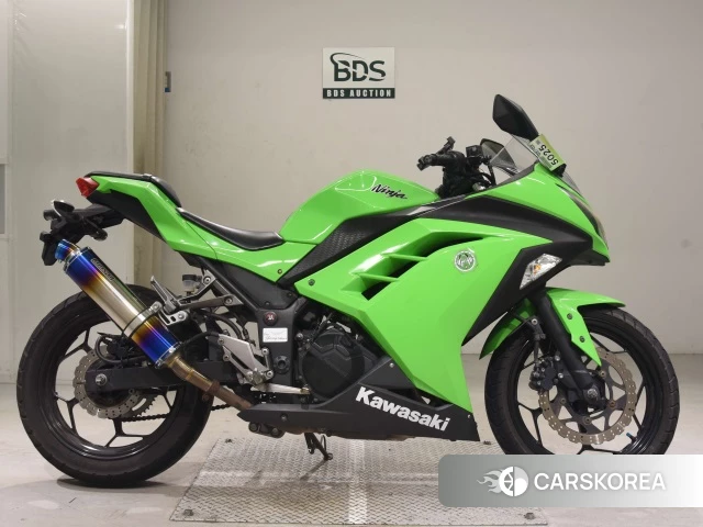Проданный Kawasaki NINJA 250 2014 из Японии