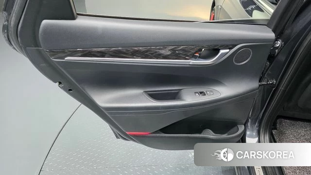 Hyundai Grandeur IG Hybrid id 4587193 из Кореи 17